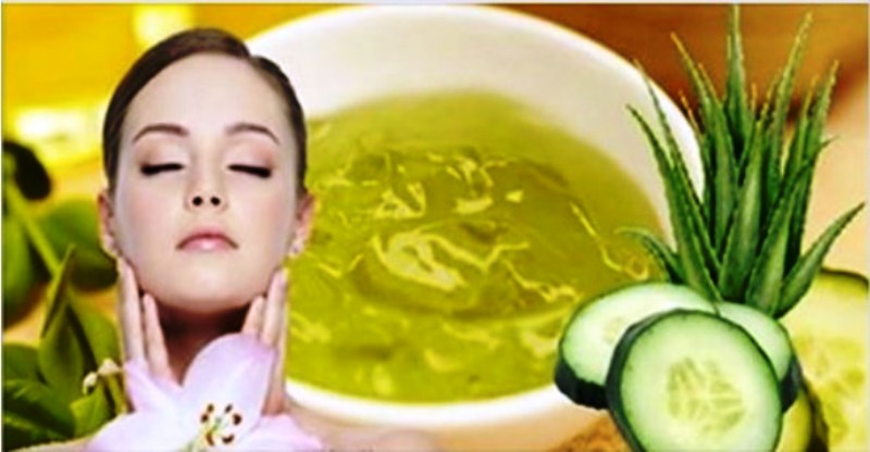 GEL DE PEPINO Y ALOE VERA PARA REJUVENECER EL ROSTRO.